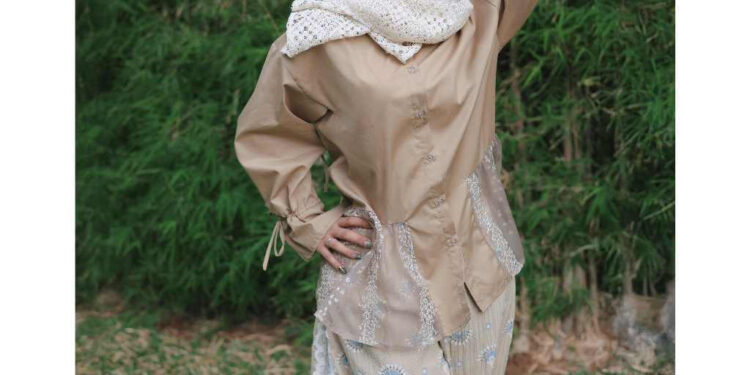 Review Gaudi Prp Harmony: Kemeja Casual Wanita Dengan Motif Bunga Yang Stylish Di 2025