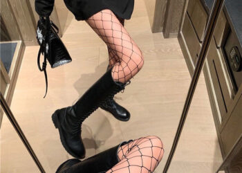 Manja Girl – Aura Stoking Hitam Model Jaring: Stoking Stylish Untuk Semua Kesempatan Di 2025