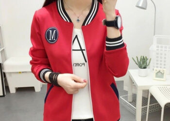 Review Jaket Varsity Vintage Susana Id T005 2025 – Stylish Dan Nyaman Dengan Diskon Menarik