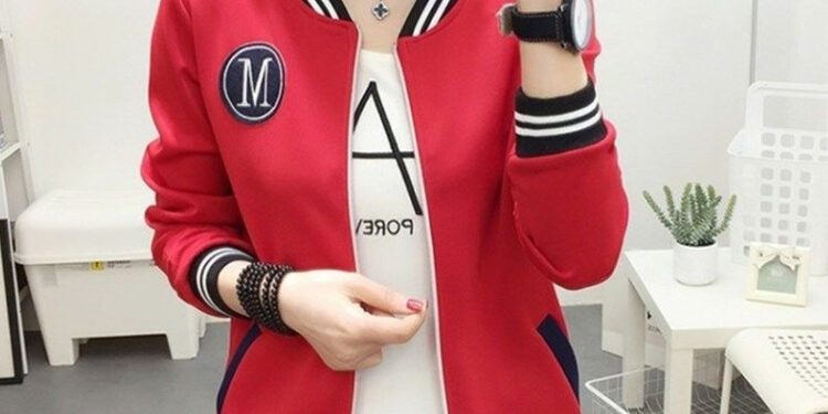 Review Jaket Varsity Vintage Susana Id T005 2025 – Stylish Dan Nyaman Dengan Diskon Menarik
