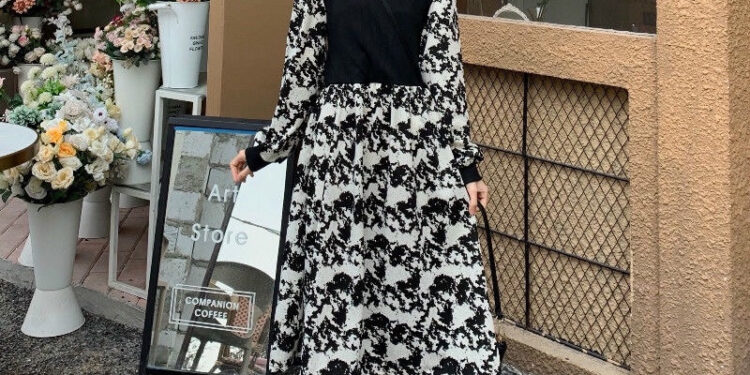 Review Dress Midi Susana Id Mosaic Broken Flower Fd018: Gaya Elegan Dengan Harga Terjangkau