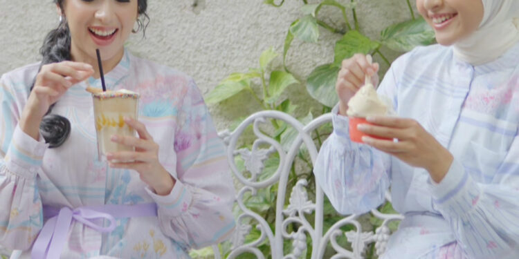 Hijabchic Havisa Tops: Kemeja Muslim Cantik Dan Elegan Untuk Tampilan Stylish Di 2025