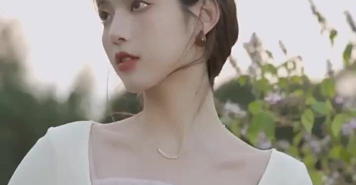 Review Susana Id Flower Dress Dengan Cardigan Panjang – Dress Cantik Dan Stylish Tahun 2025