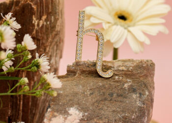 Hijabchic Zinfandel Brooch 2025: Aksesoris Elegan Untuk Penampilan Mewah Dengan Diskon Menarik